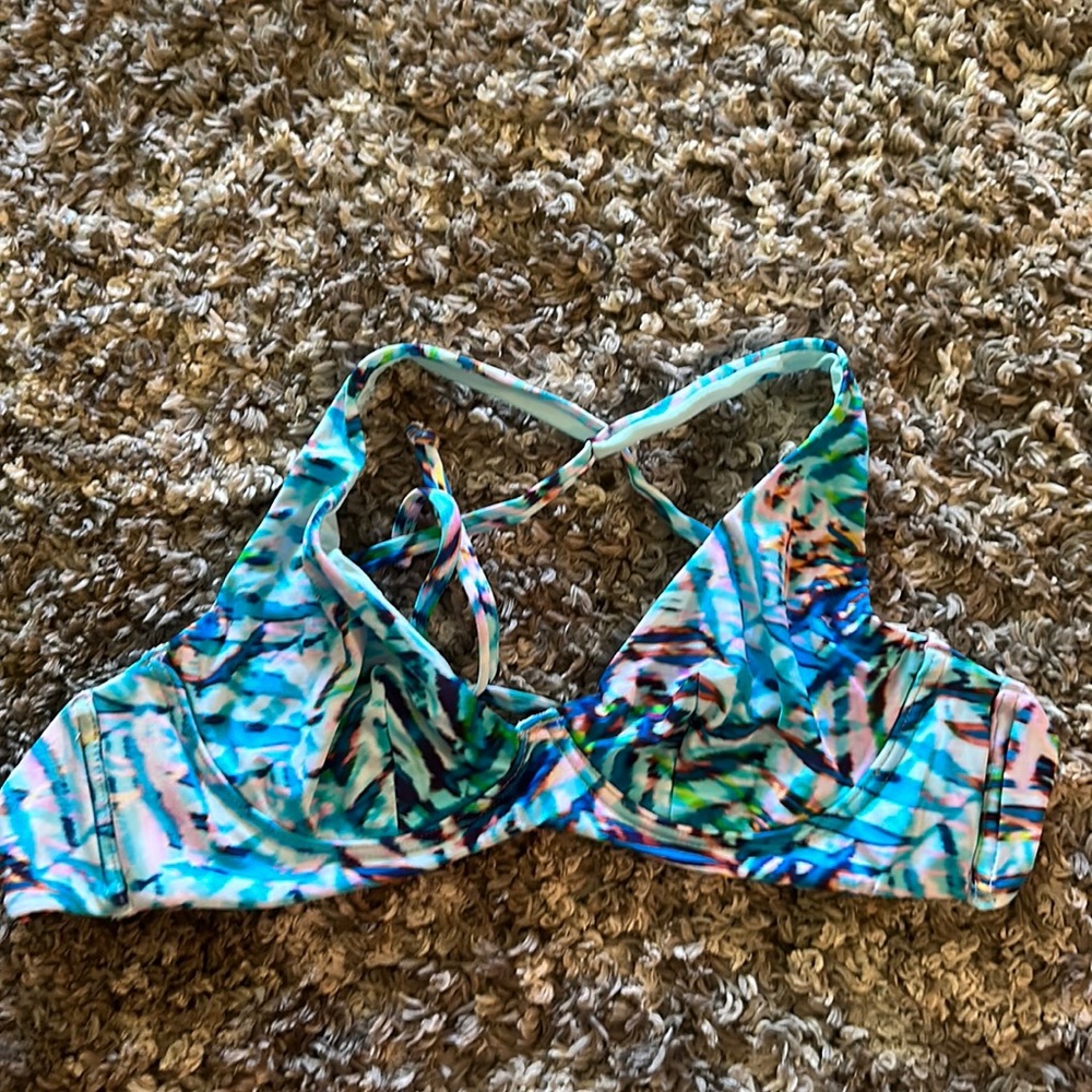 PQ Swim top NWT